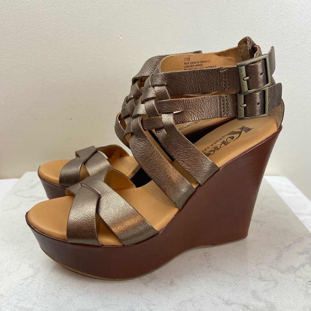 Kork-Ease Y2K Metallic Bronze Leather Wedge Sandals - Picture 6 of 10